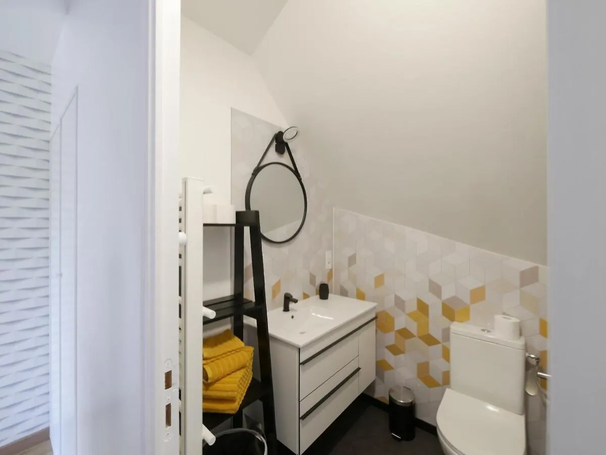 Le Champ Michel - Appartement Lumineux Et Cosy Chevaigne 0*,